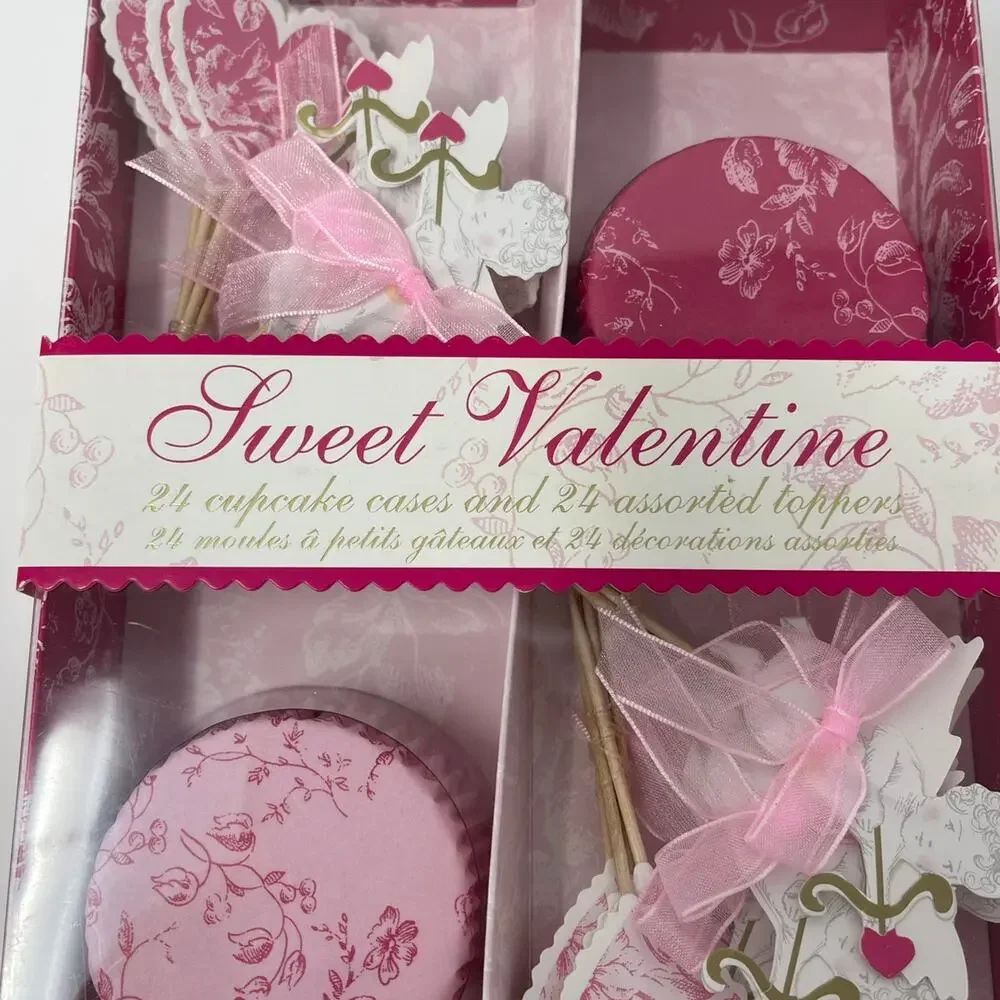 Sweet Valentine Cupcake Cases & Toppers